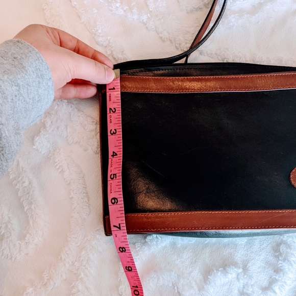 Vintage CM 1966 Genuine Italian Leather Adjustable Crossbody Bag - Picture 8 of 10